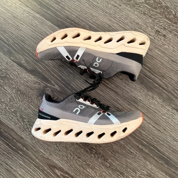 On Running Women's Cloudeclipse - Picture 2 of 6